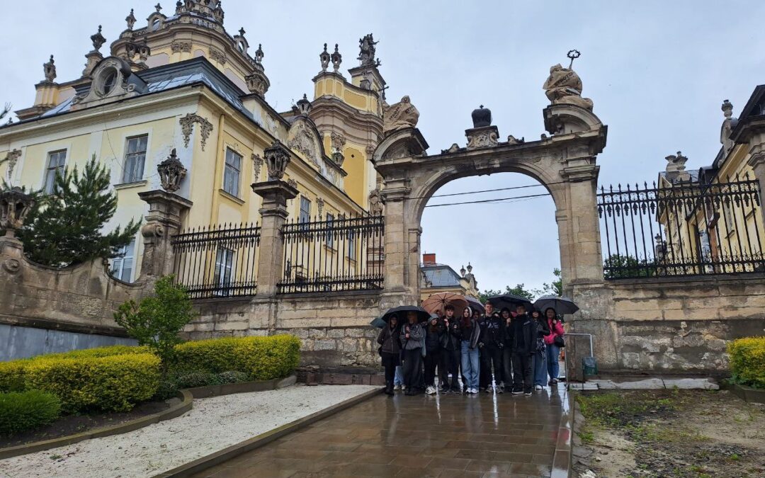 Першокурсники коледжу відвідали старовинний Львів