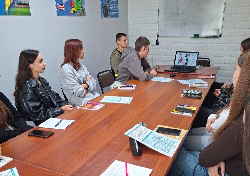 Толерантність починається зі слова: студенти обговорили, чому стереотипи небезпечні